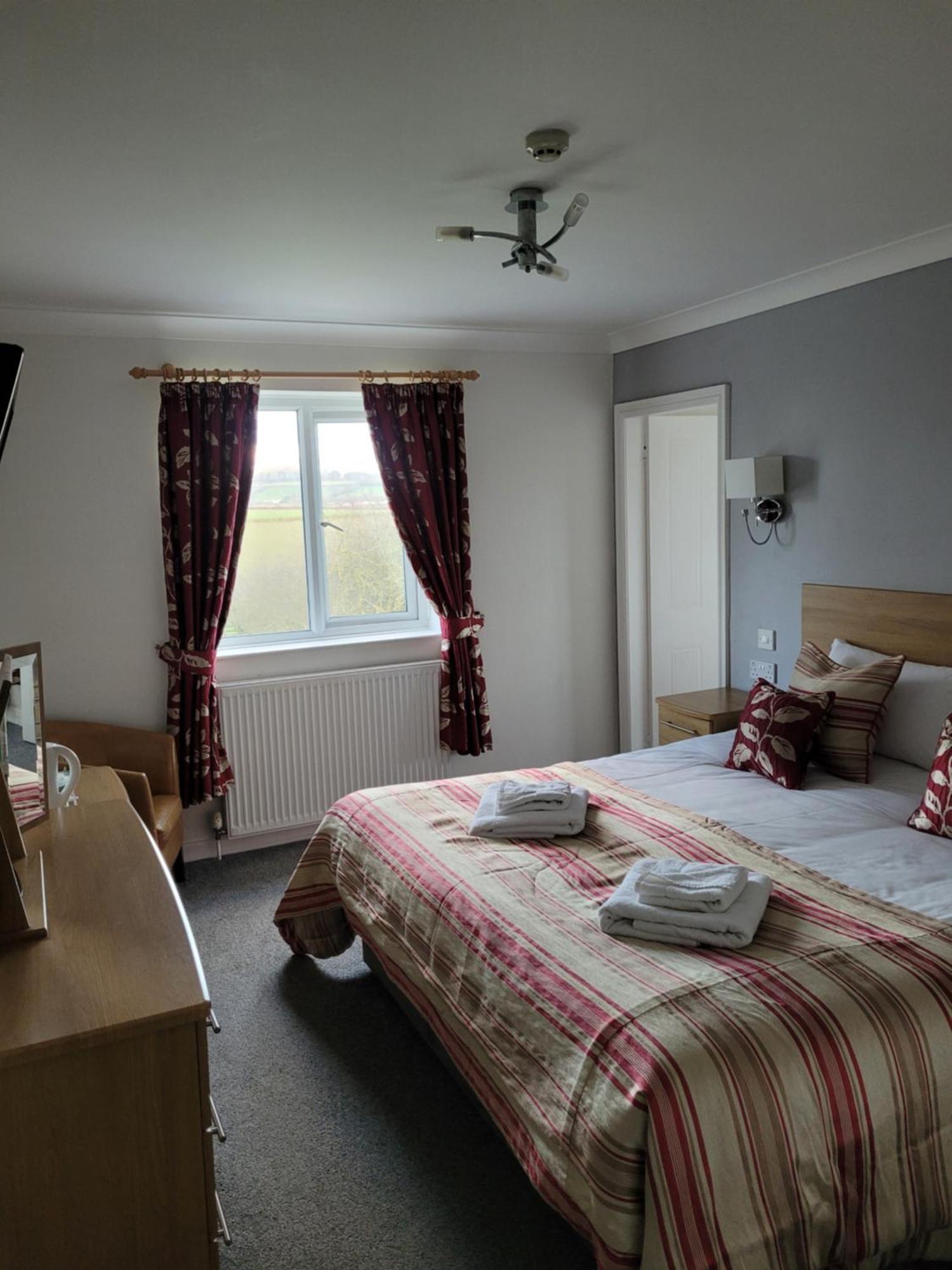 The White Horse Lodge Hotel Thirsk Exterior foto