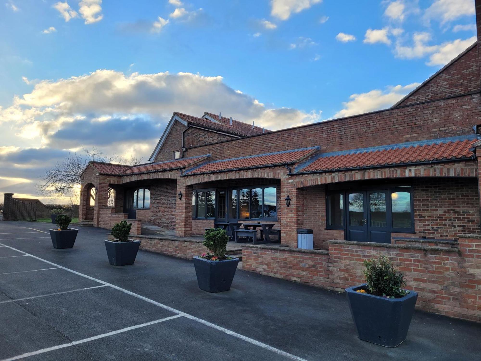 The White Horse Lodge Hotel Thirsk Exterior foto